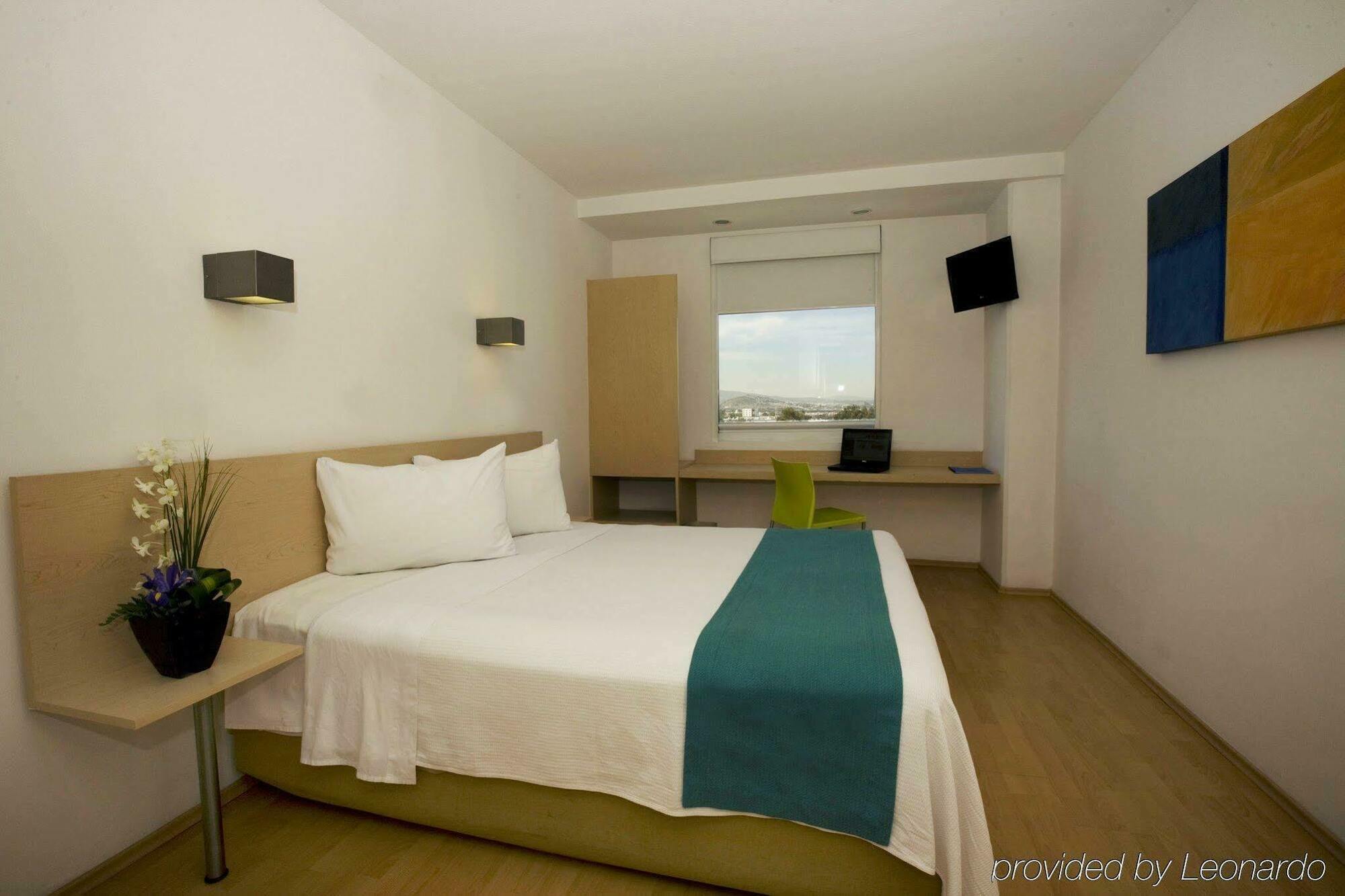 Hotel One Plaza Galerias Querétaro